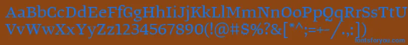 TangerserifwideRegular-Schriftart – Blaue Schriften auf braunem Hintergrund
