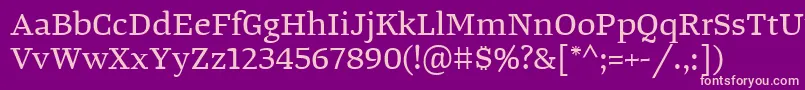 TangerserifwideRegular-Schriftart – Rosa Schriften auf violettem Hintergrund