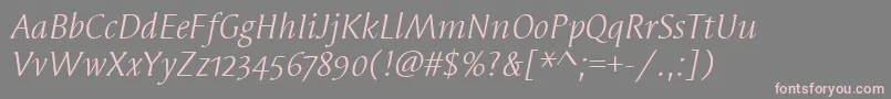 SyndorOsItcTtBookitalic-fontti – vaaleanpunaiset fontit harmaalla taustalla