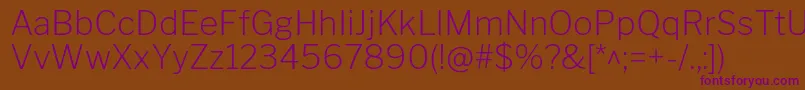 En savoir plus sur la police LibrefranklinExtralight Police LibrefranklinExtralight – polices violettes sur fond brun