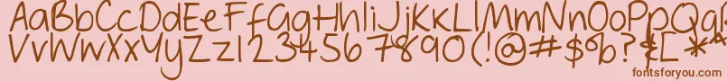 DjbGeordieGirl-fontti – ruskeat fontit vaaleanpunaisella taustalla