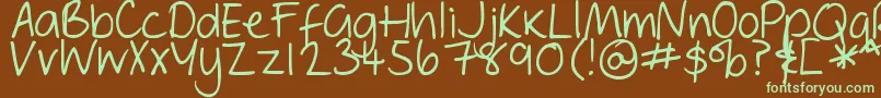 DjbGeordieGirl-fontti – vihreät fontit ruskealla taustalla