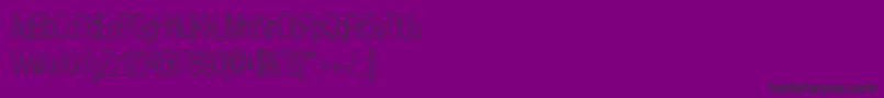 WalkwayUltracondensedSemi-Schriftart – Schwarze Schriften auf violettem Hintergrund