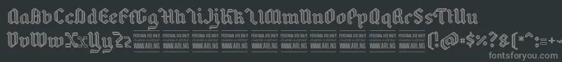 BackyardPersonal-fontti – harmaat kirjasimet mustalla taustalla