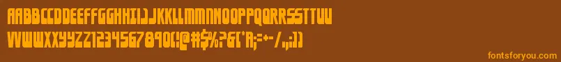 フォントEldebarancond – オレンジ色の文字が茶色の背景にあります。
