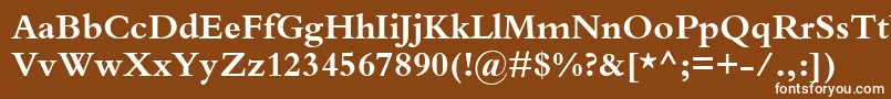 KuriakosBlackSsiBold-fontti – valkoiset fontit ruskealla taustalla