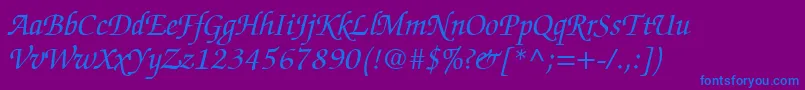 Czcionka ChanceryScriptSsiItalic – niebieskie czcionki na fioletowym tle