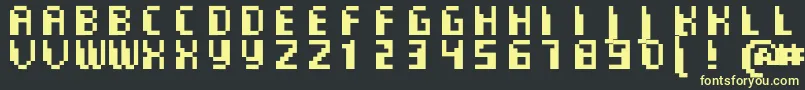 Fonte CommoMonospaced – fontes amarelas em um fundo preto
