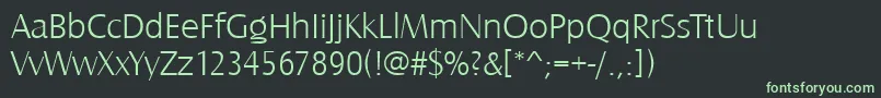 フォントCastletlig – 黒い背景に緑の文字