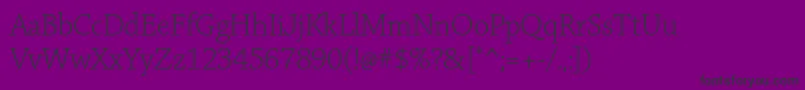 ChaparralproLightsubh-Schriftart – Schwarze Schriften auf violettem Hintergrund