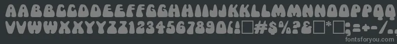 MamaRegular-fontti – harmaat kirjasimet mustalla taustalla