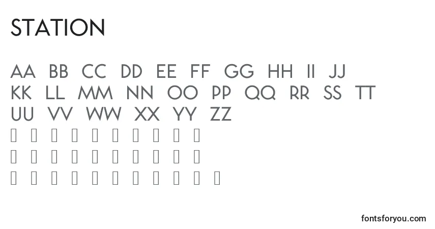 Schriftart Station – Alphabet, Zahlen, spezielle Symbole