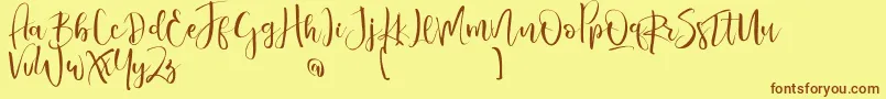 ValairyaPersonalUse-Schriftart – Braune Schriften auf gelbem Hintergrund