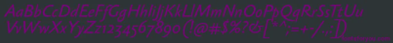 Шрифт SebastiantextItalic – фиолетовые шрифты на чёрном фоне