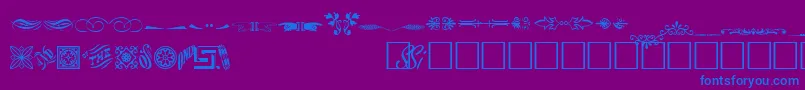WoodcutornamentstwosskRegular-Schriftart – Blaue Schriften auf violettem Hintergrund