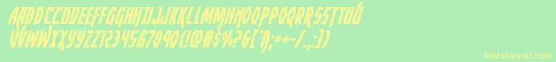 Yankeeclipperital Font – Yellow Fonts on Green Background