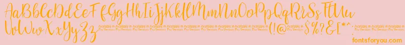 SaniesScript-Schriftart – Orangefarbene Schriften auf rosa Hintergrund