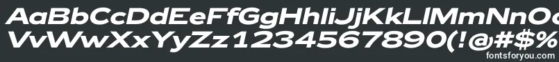 フォントZeppelin42BoldItalic – 黒い背景に白い文字