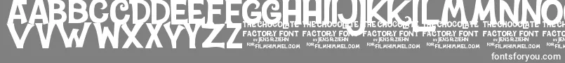 CharlieTheChocolateFactory-Schriftart – Weiße Schriften auf grauem Hintergrund