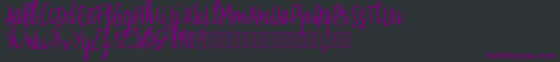 Pwstraight-fontti – violetit fontit mustalla taustalla