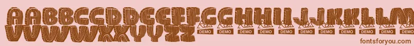 Czcionka WoodDemo – brązowe czcionki na różowym tle