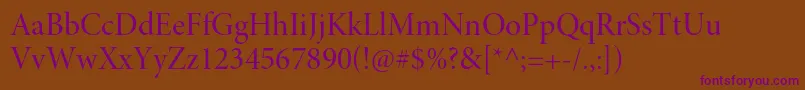MinionproMediumdisp-fontti – violetit fontit ruskealla taustalla