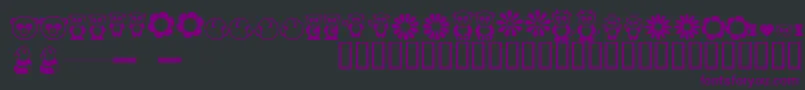 PandamoniumBv-fontti – violetit fontit mustalla taustalla