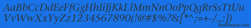 Czcionka MesouranSerifSsiItalic – czarne czcionki na niebieskim tle