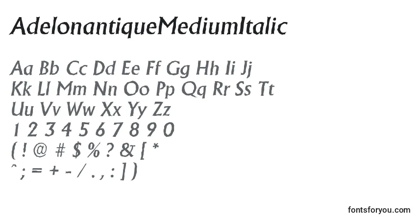 Czcionka AdelonantiqueMediumItalic – alfabet, cyfry, specjalne znaki