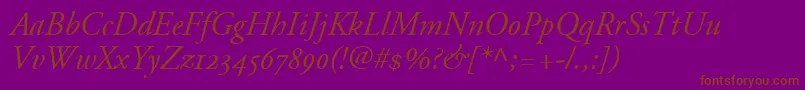 AdobeGaramondItalicOldstyleFigures-Schriftart – Braune Schriften auf violettem Hintergrund