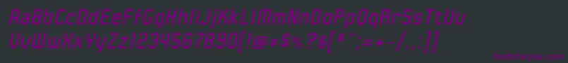 フォントLinotypeKaliberItalic – 黒い背景に紫のフォント