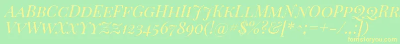 Playfairdisplaysc Italic Font – Yellow Fonts on Green Background