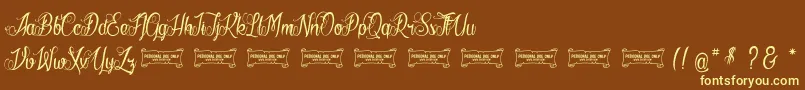 LaCitРІDesMilleReines Font – Yellow Fonts on Brown Background