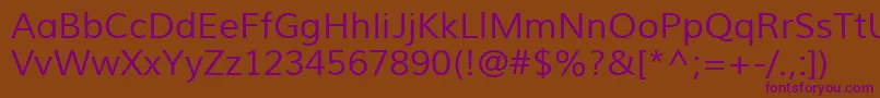 MuliRegular-fontti – violetit fontit ruskealla taustalla