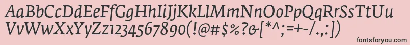 Czcionka FedraserifaproBookitalic – czarne czcionki na różowym tle