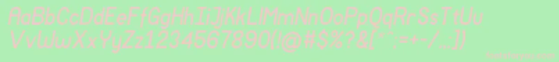 MockupItalic-fontti – vaaleanpunaiset fontit vihreällä taustalla