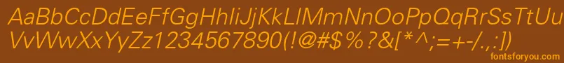 Police PartnerlightItalic – polices orange sur fond brun