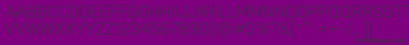 PantonnarrowLightcaps-Schriftart – Schwarze Schriften auf violettem Hintergrund