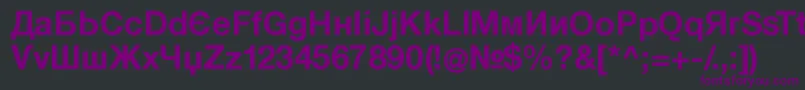 Czcionka KyrillasansserifBold – fioletowe czcionki na czarnym tle