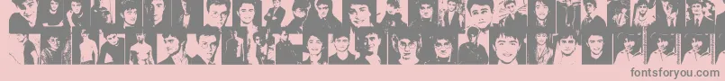 fuente DanielRadcliffe – Fuentes Grises Sobre Fondo Rosa