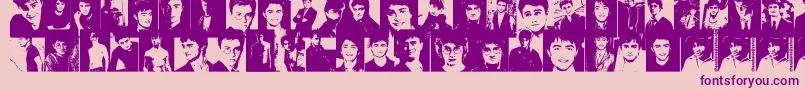 fuente DanielRadcliffe – Fuentes Moradas Sobre Fondo Rosa