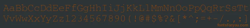 Czcionka Courier – brązowe czcionki na czarnym tle