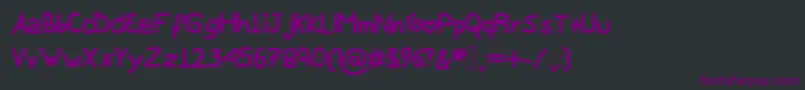 Czcionka MyChildishFont – fioletowe czcionki na czarnym tle