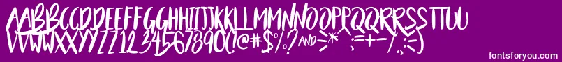 En savoir plus sur la police BeautyAndTheBeastSample Police BeautyAndTheBeastSample – polices blanches sur fond violet