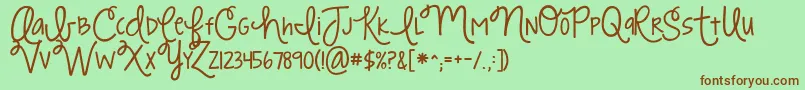 Weitere Informationen zur Kgstrawberrylimeade-Schriftart Kgstrawberrylimeade-Schriftart – Braune Schriften auf grünem Hintergrund
