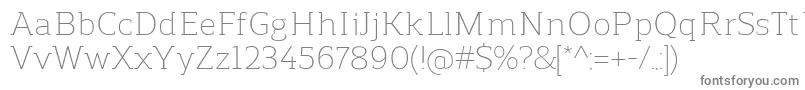 ReganslabLight-fontti – harmaat kirjasimet valkoisella taustalla