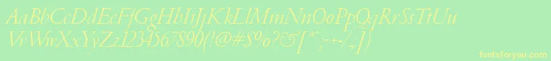 フォントPfgaramondClassicItalic – 黄色の文字が緑の背景にあります