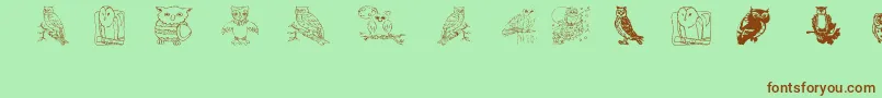 Aez Owls For Traci-fontti – ruskeat fontit vihreällä taustalla