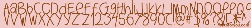 Bigwriter-Schriftart – Braune Schriften auf rosa Hintergrund