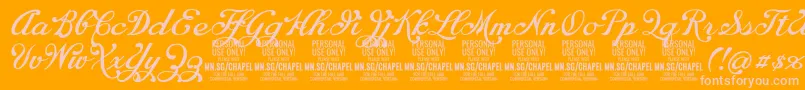 ChapelscriptPersonal-fontti – vaaleanpunaiset fontit oranssilla taustalla